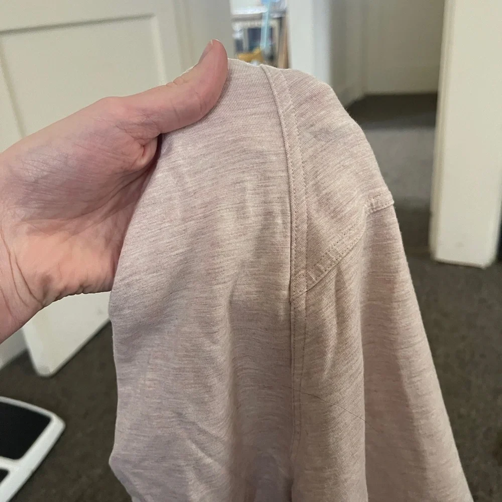Lululemon light pink cropped crewneck buttery soft Athleisure